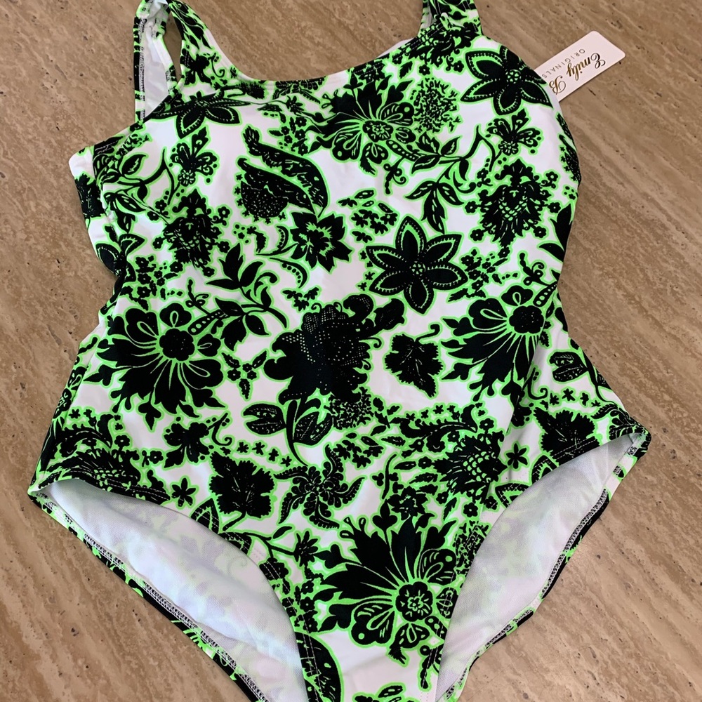One piece swimsuit